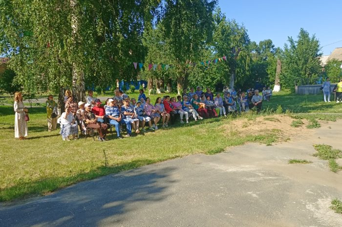Танцевальный вечер 55+ «Душою молоды»